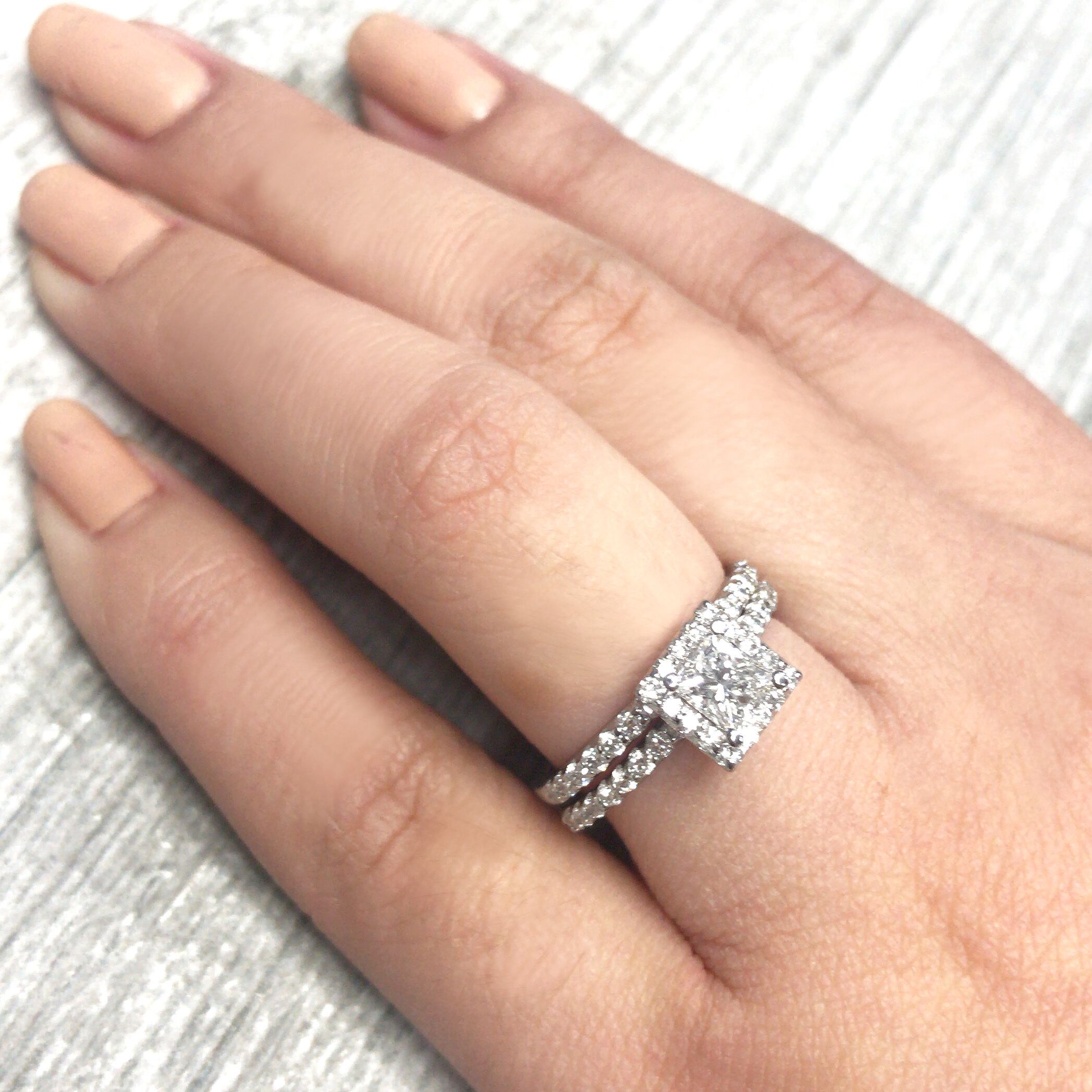 Best diamond cut shop for small hands